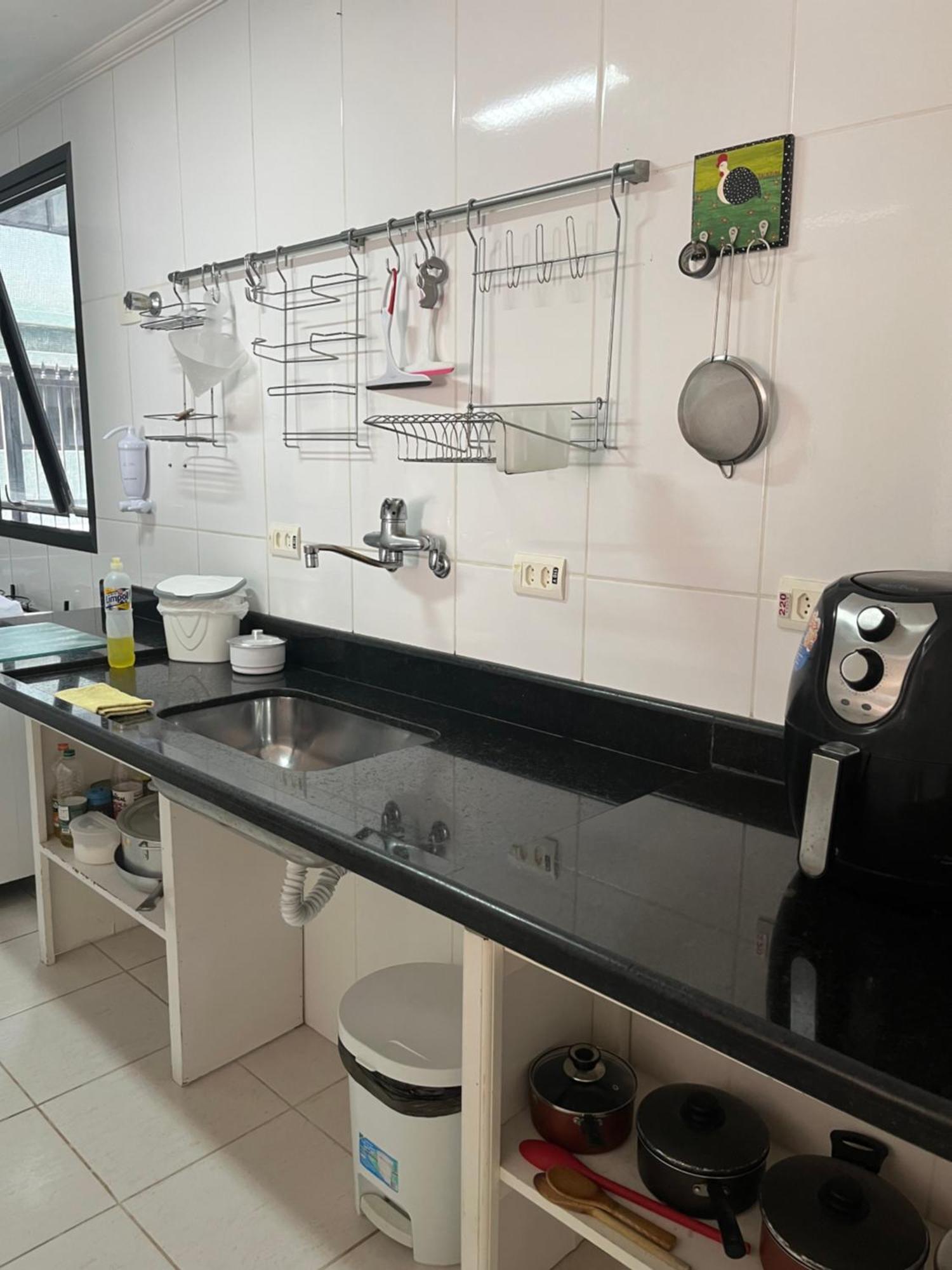 Apartamento Amplo: Praia Próxima em Área Nobre do Guarujá Exterior photo